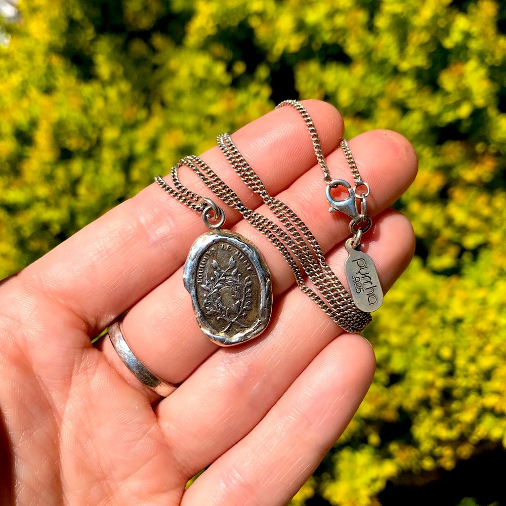 Pyrrha silver talisman necklace “Integrity”